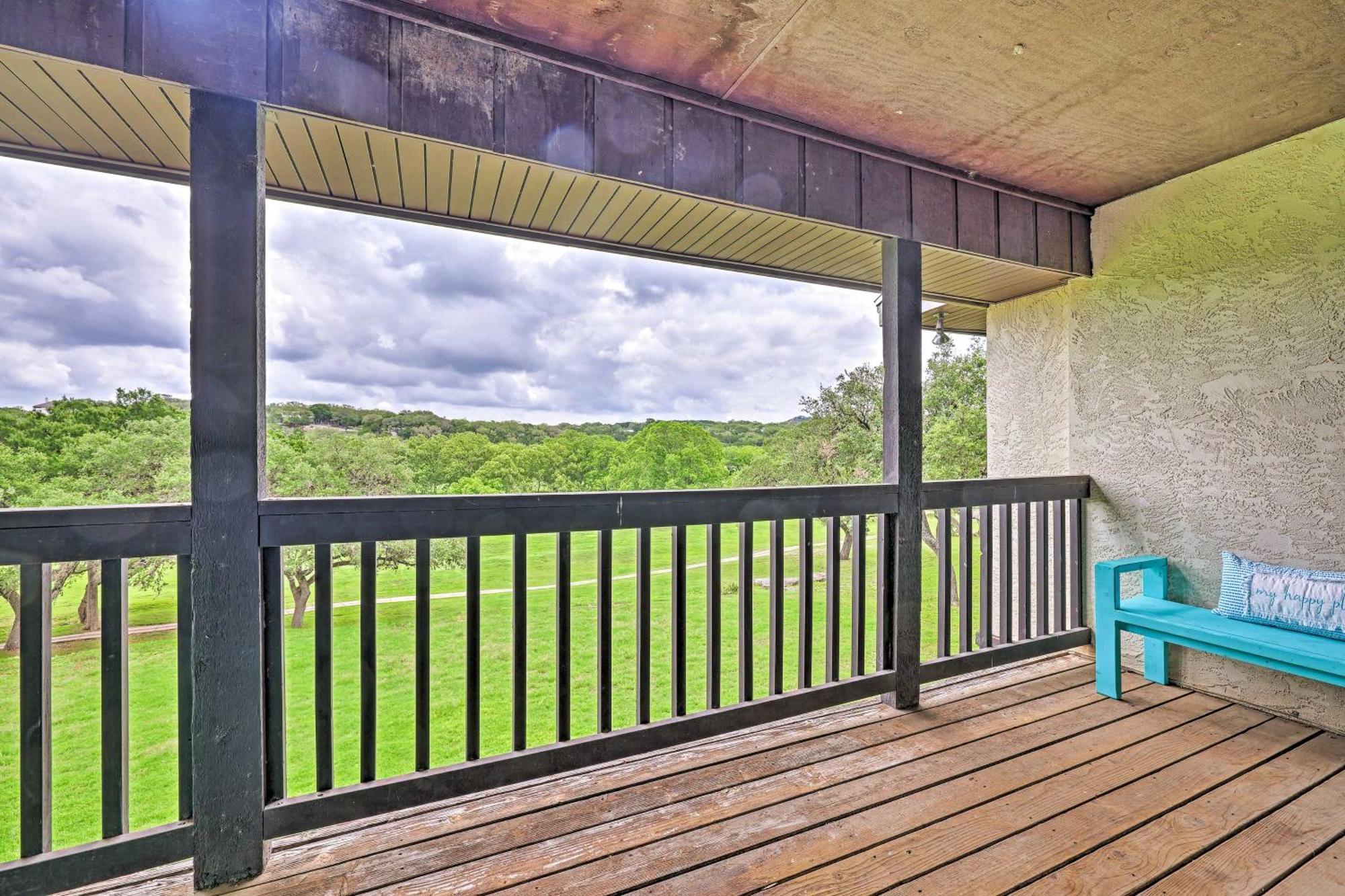 Modern Lakeside Golf Course Retreat With Deck! بحيرة كانيون المظهر الخارجي الصورة